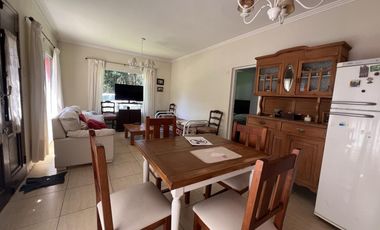 ALQUILER 12 MESES | CASA 2 AMBIENTES | COCHERA | BOSQUE P RAMOS