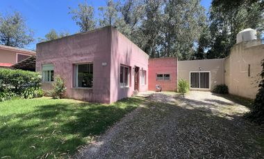 ALQUILER 12 MESES | CASA 2 AMBIENTES | COCHERA | BOSQUE P RAMOS