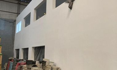 Excelente depósito/galpón con oficinas a estrenar  - Av. Capdevila Y Colectora norte, Circunvalación