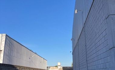 Excelente depósito/galpón con oficinas a estrenar  - Av. Capdevila Y Colectora norte, Circunvalación
