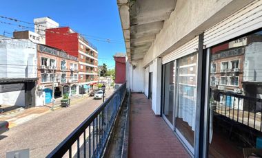 Venta en bloque de 2 PH en San Isidro