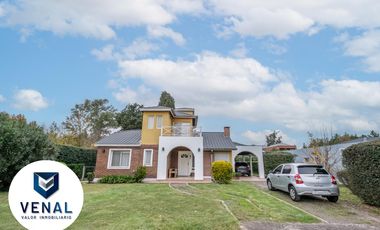 Casa venta en Fincas de Maschwitz luminosa 5amb 3dor 2baños lavadero Pileta parrilla cocheras