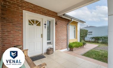 Casa venta en Fincas de Maschwitz luminosa 5amb 3dor 2baños lavadero Pileta parrilla cocheras