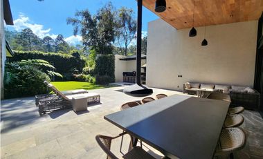 CASA EN VENTA, AVNDARO