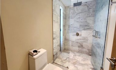 CASA EN VENTA, AVNDARO