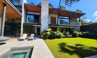 CASA EN VENTA, AVNDARO