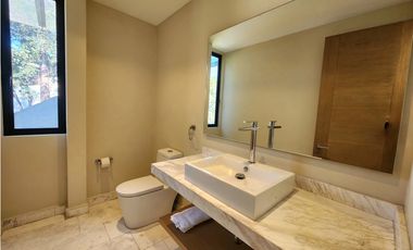 CASA EN VENTA, AVNDARO