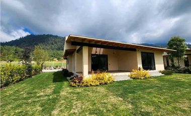 Casa en Renta, Saucos Valle de Bravo