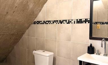 CASA 5 AMBIENTES EN VENTA, PARQUE EXALTACION