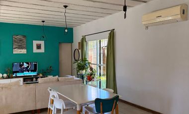 CASA 5 AMBIENTES EN VENTA, PARQUE EXALTACION