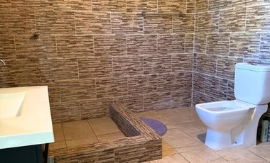 CASA 5 AMBIENTES EN VENTA, PARQUE EXALTACION