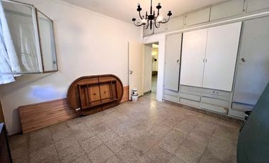 Venta Casa y Galpón. Altura Buenos Aires al 3000. Rosario.