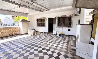 Venta Casa y Galpón. Altura Buenos Aires al 3000. Rosario.