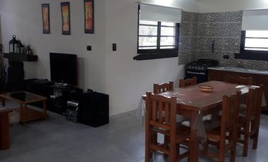 Venta de Excelente Casa 3 ambientes c/cochera - 400m2 Totales -  Costa Del Este