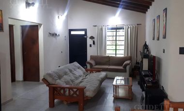 Venta de Excelente Casa 3 ambientes c/cochera - 400m2 Totales -  Costa Del Este