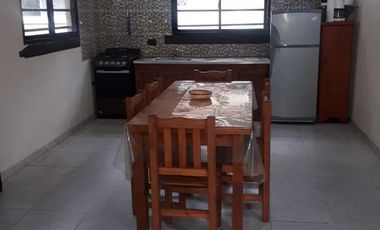 Venta de Excelente Casa 3 ambientes c/cochera - 400m2 Totales -  Costa Del Este