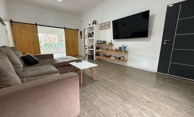 VENTA CASA 2 DORMITORIOS EN EL MOLINO, ROLDAN