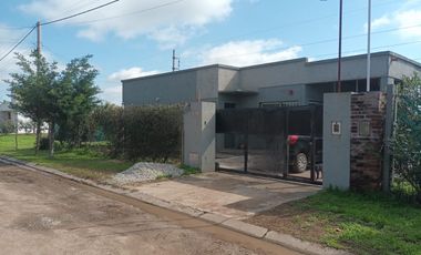 VENTA CASA 2 DORMITORIOS EN EL MOLINO, ROLDAN