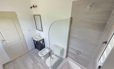 Casa en VENTA, reciclada completamente en Ingeniero Maschwitz.