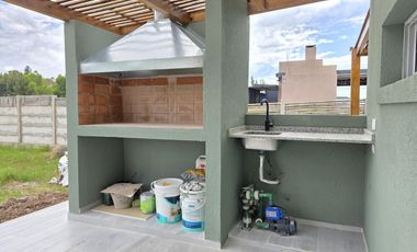 Casa en VENTA, reciclada completamente en Ingeniero Maschwitz.