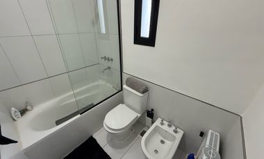 VENTA CASA 2 DORMITORIOS CON QUINCHO Y PILETA EN TDS1, ROLDAN