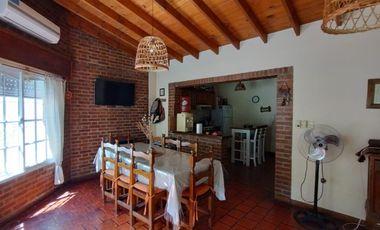 Casa en  General Las Heras