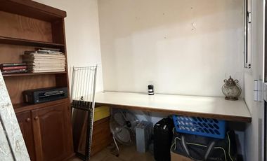 Oportunidad PH pasillo 4 ambientes planta baja, 3 dormitorios y patio en Lomas de Zamora Oeste