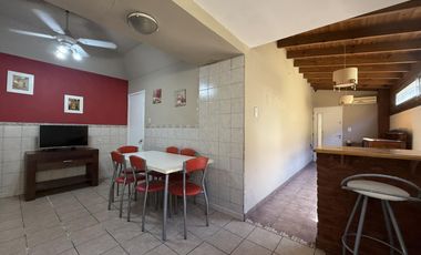 Oportunidad PH pasillo 4 ambientes planta baja, 3 dormitorios y patio en Lomas de Zamora Oeste