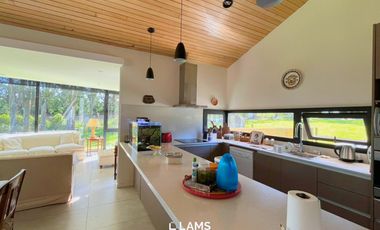 Venta - Casa 4 ambientes - Barrio Barrancas de San Benito