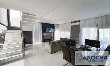 Casa en venta Nuevo Quilmes a la LAGUNA CENTRAL