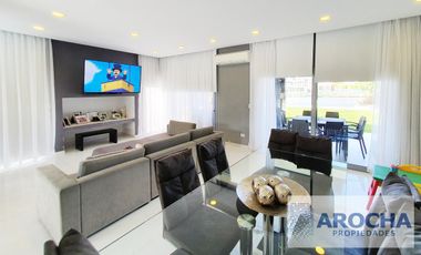 Casa en venta Nuevo Quilmes a la LAGUNA CENTRAL