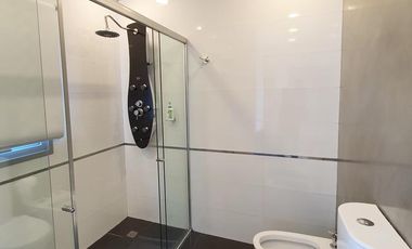 Casa en venta Nuevo Quilmes a la LAGUNA CENTRAL