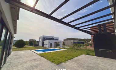 Excelente casa 3 dormitorios en Rumencó Joven