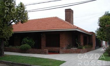 Muy linda casa de 170m2 en Luis Guillon