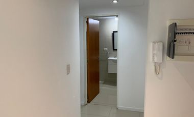 Departamento 2 ambientes en  Malvinas Argentinas