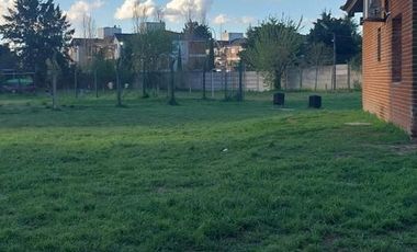 Departamento 4 ambientes en venta - APTO CREDITO -  Ezpeleta Este