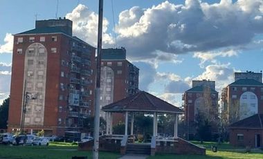 Departamento 4 ambientes en venta - APTO CREDITO -  Ezpeleta Este