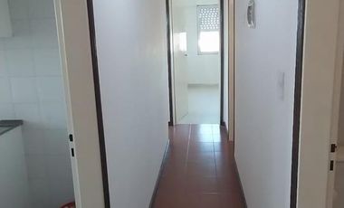 Departamento 4 ambientes en venta - APTO CREDITO -  Ezpeleta Este