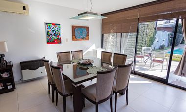 Venta / Permuta. Casa 3 dormitorios con pileta. Barrio Abierto Las Pérgolas. Soldini