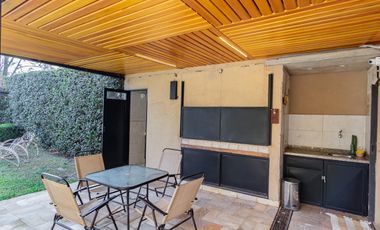 Venta / Permuta. Casa 3 dormitorios con pileta. Barrio Abierto Las Pérgolas. Soldini