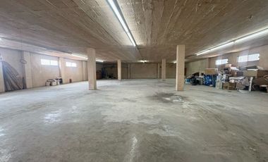 Edificio Comercial en Mitras Sur