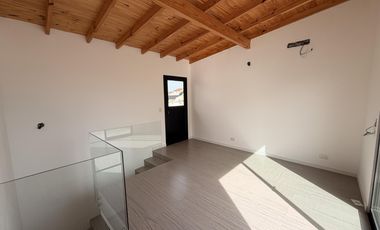 Triplex a Estrenar en Florida