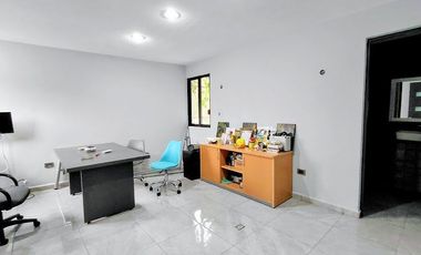 VENTA CASA PARA OFICINA O COWORK MERIDA