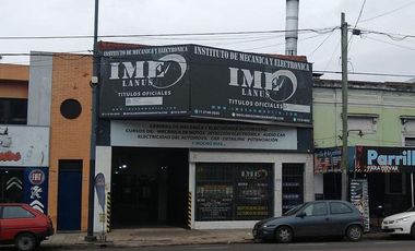 Excelente local con oficinas y depósito. Alquilado H/Agosto de 21- R. De Escalada