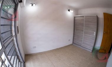 VENTA EN BLOCK – 9 Departamentos + 12 Cocheras o galpón