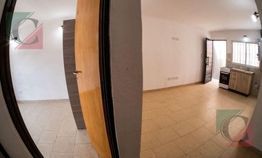 VENTA EN BLOCK – 9 Departamentos + 12 Cocheras o galpón