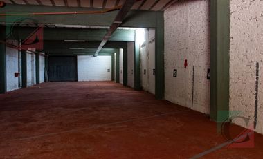 VENTA EN BLOCK – 9 Departamentos + 12 Cocheras o galpón