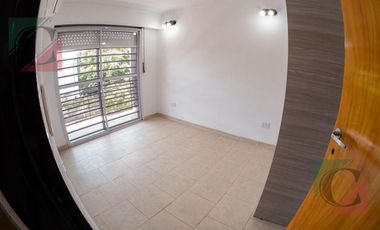 VENTA EN BLOCK – 9 Departamentos + 12 Cocheras o galpón