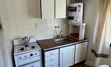 VENTA - DEPTO UN AMBIENTE EN SAN BERNARDO - A TRES CUADRAS DEL MAR.-