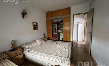 VENTA DE CASA MULTIFAMILIAR  CON 3 DEPARTAMENTOS EN MAR DE AJO